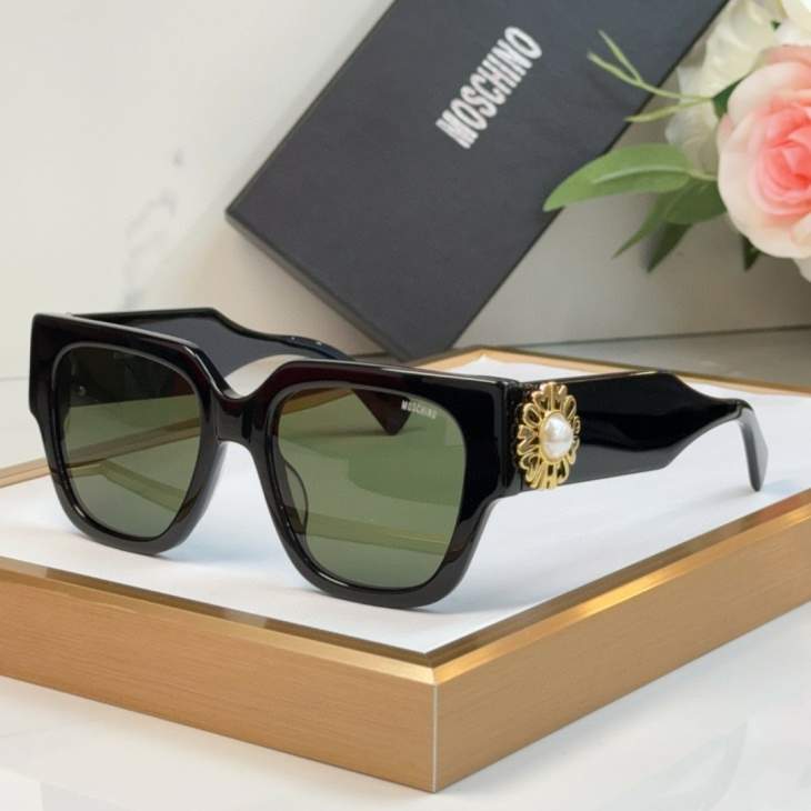 Picture of Moschino Sunglasses _SKUfw70120325fw